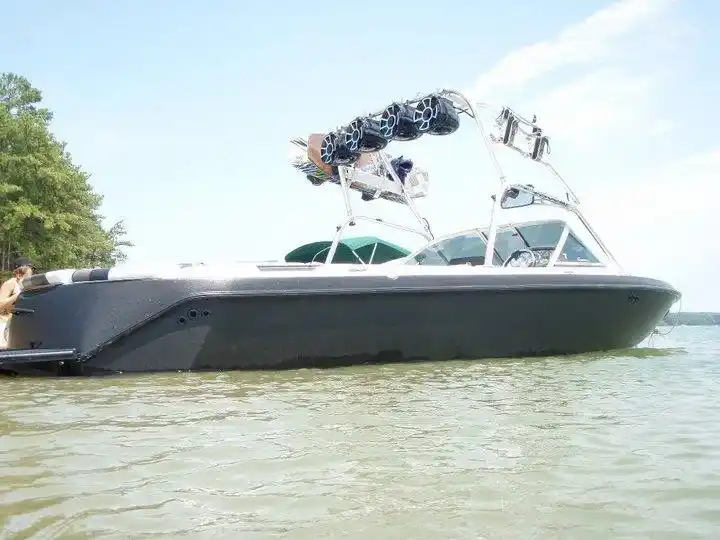 AVC Marine Electronics